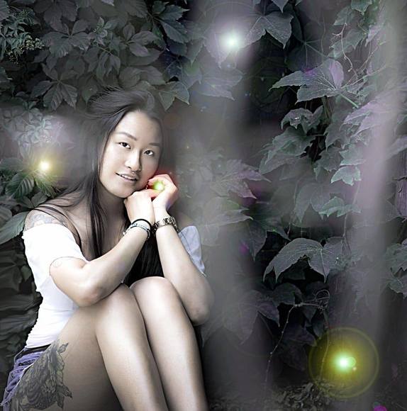 Meet your Posher, Sarah - Picture 1 of 1